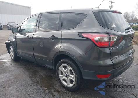 2017 Ford Escape S z USA, uszkodzony, nr VIN 1FMCU0F7XHUD44280